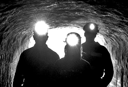 Gold Among the Gossip - Mining Industry Chatter for Insights.