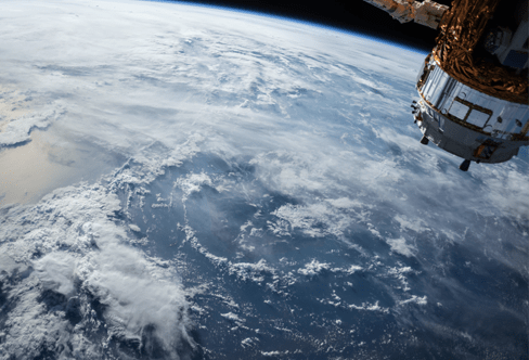 International Social Media: How to Go "Glocal".