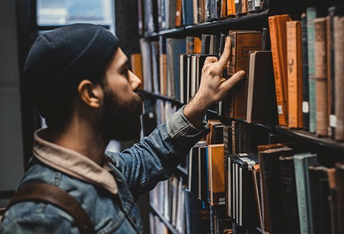 2019 Summer Reading List for Social Media Managers.